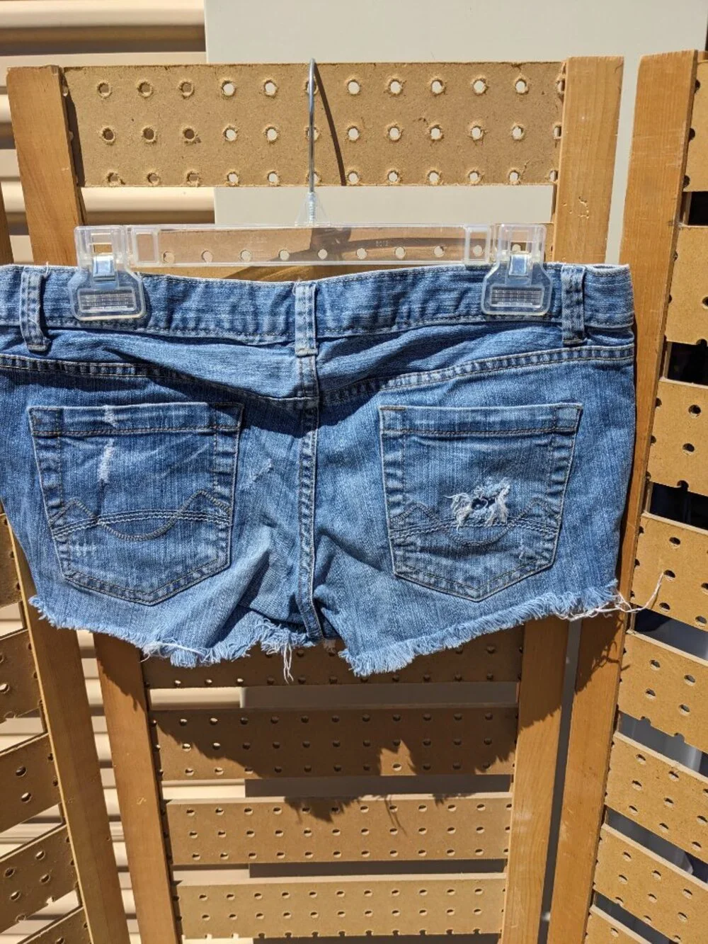 Mossimo Denim Cutoff Shorts Sz 9 - Picture 5 of 6
